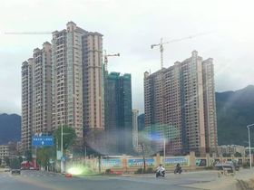 清新凯旋门
