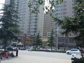 东方富田曼哈顿汇金广场