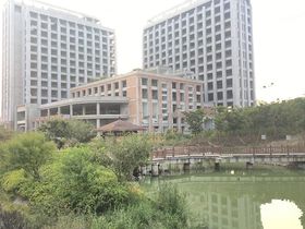 中颢商务大厦