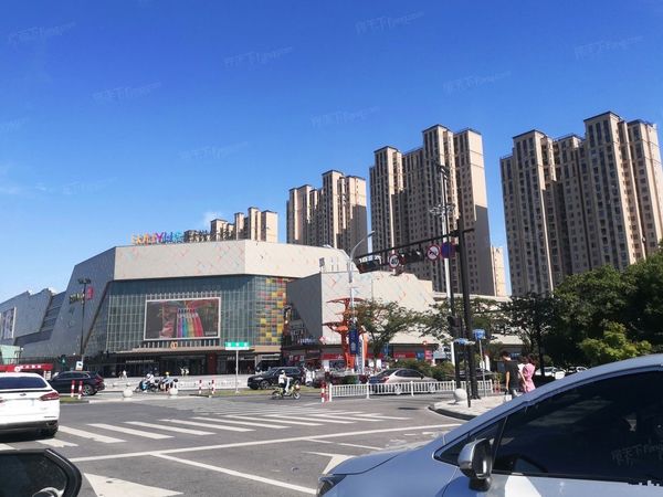 鸿翔东望樾府